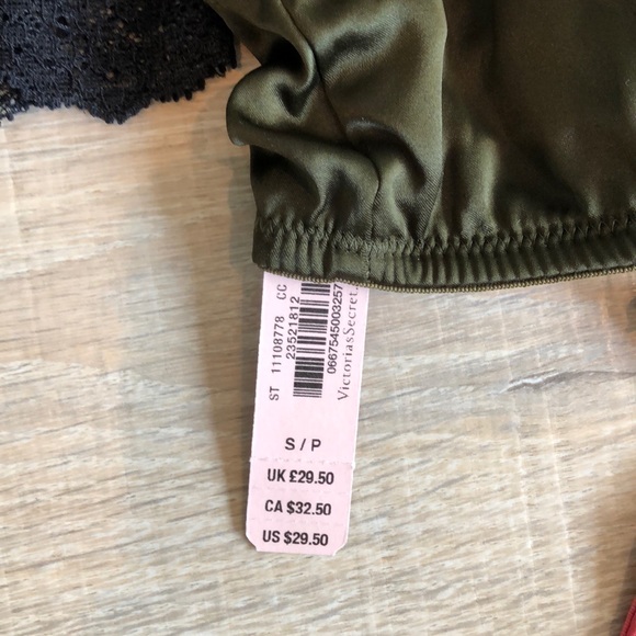 NWT 10 Victoria secret bralettes - Picture 7 of 7